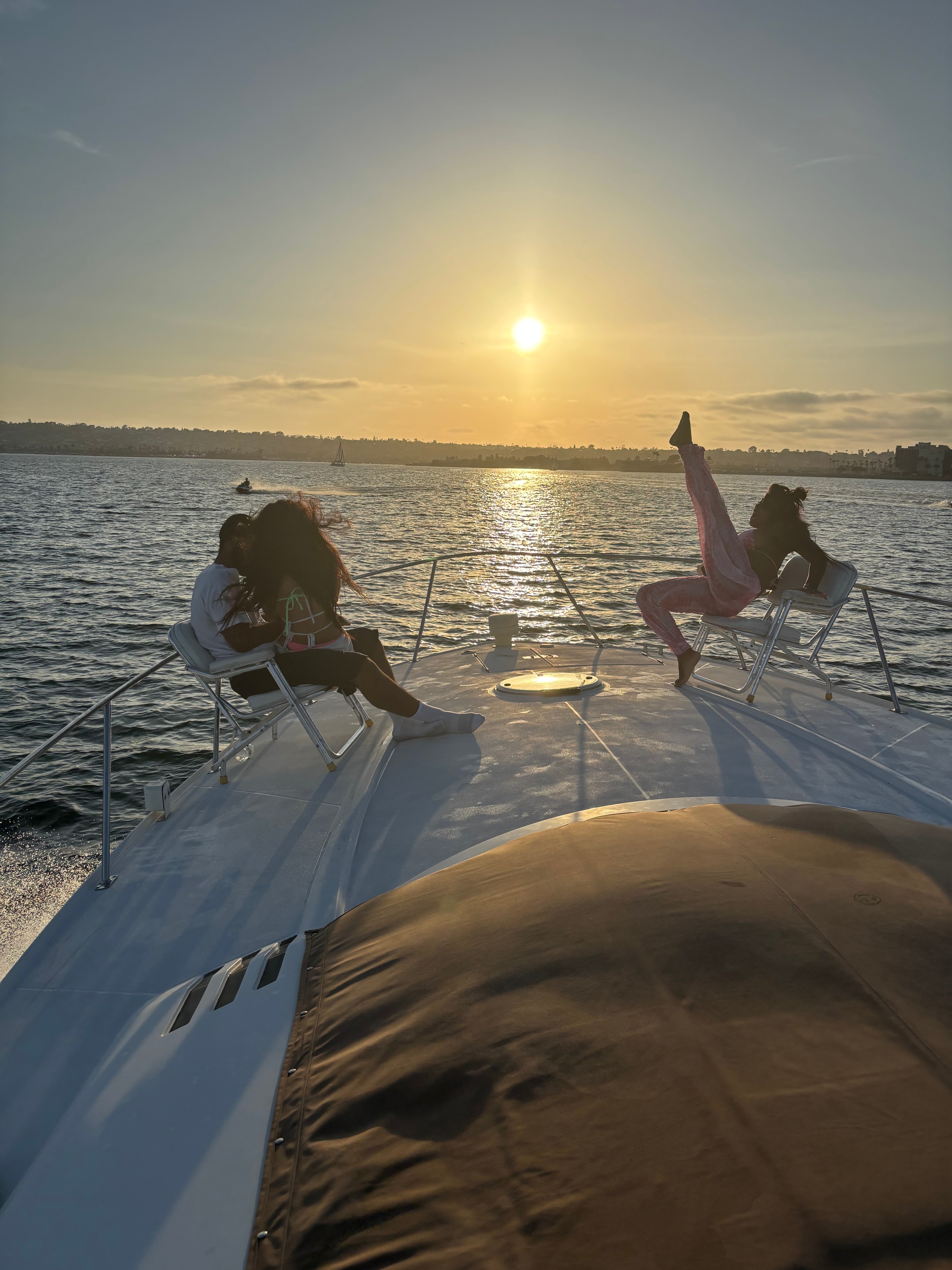 Trojan 440 Express cockpit deck